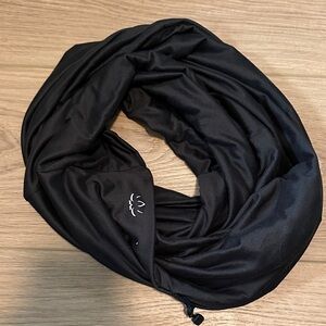 Beyond Yoga Travel Infinity Scarf